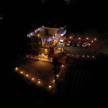 Hotel Magic Mountain,Mahabaleshwar Mahābaleshwar Exterior foto